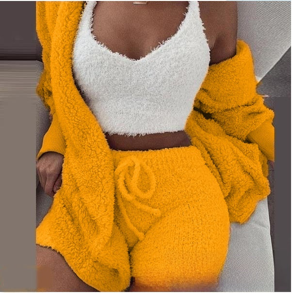 Women's Plush Home Wear 3-Piece Pajama Set